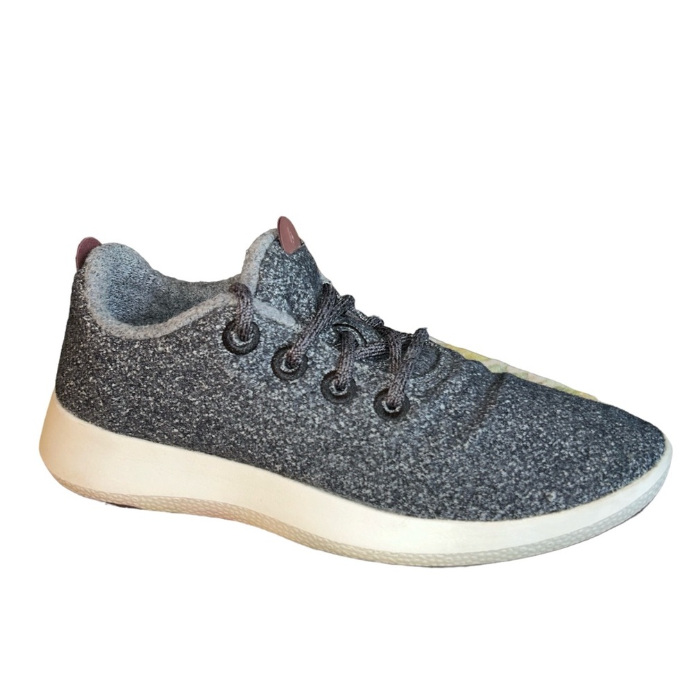 Allbirds Women’s  The Wool Runners Gray  Size 9 Gorpcore Sustainable Sneakers